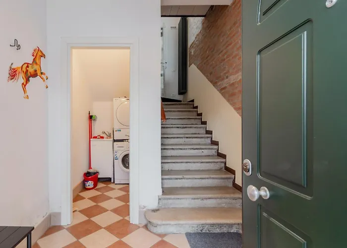 Appartamento Guesthost - Giovanni's With Balcony