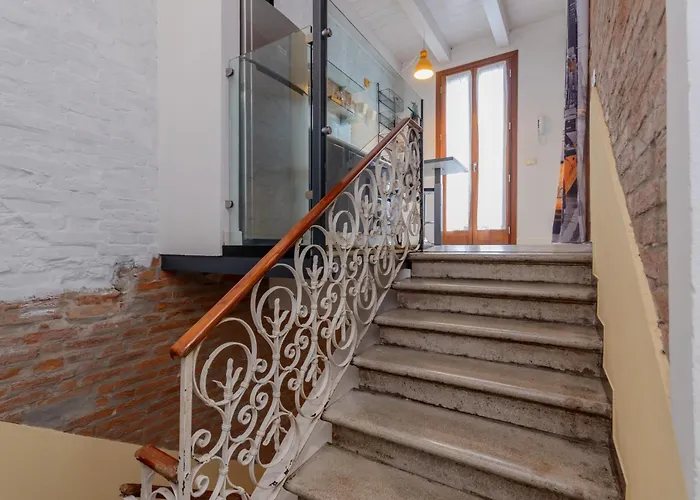 Apartament Guesthost - Giovanni's With Balcony